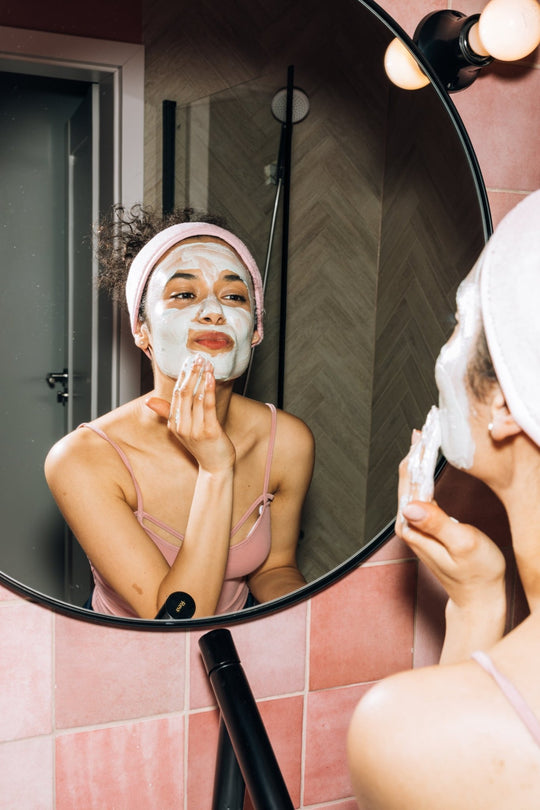 Secretele Frumuseții Coreene: Ghidul Complet al Rutinei de Skincare